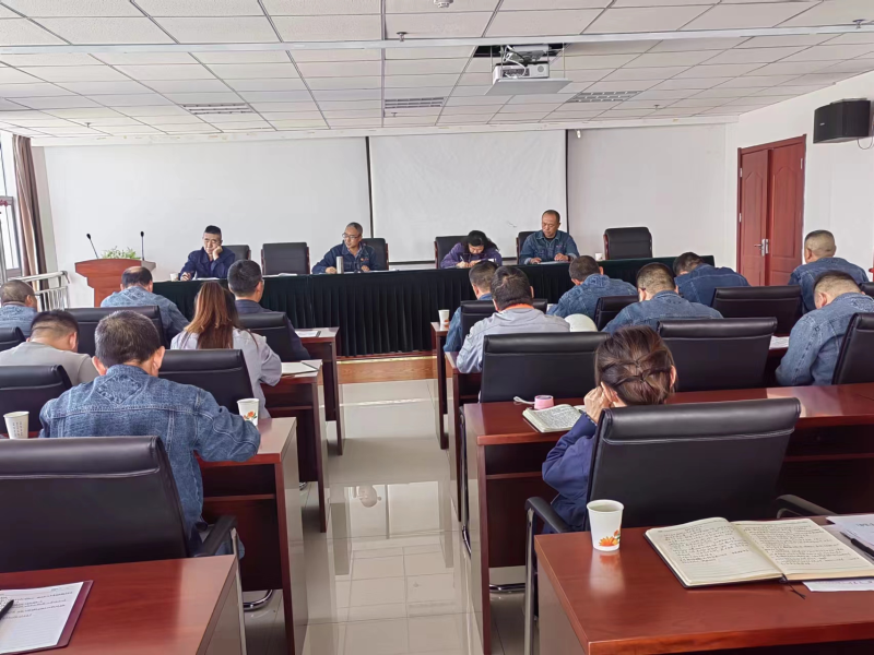 精準(zhǔn)研判風(fēng)險(xiǎn)隱患 全面落實(shí)主體責(zé)任——物產(chǎn)工投公司召開(kāi)中秋、國(guó)慶節(jié)前安全生產(chǎn)專題會(huì)