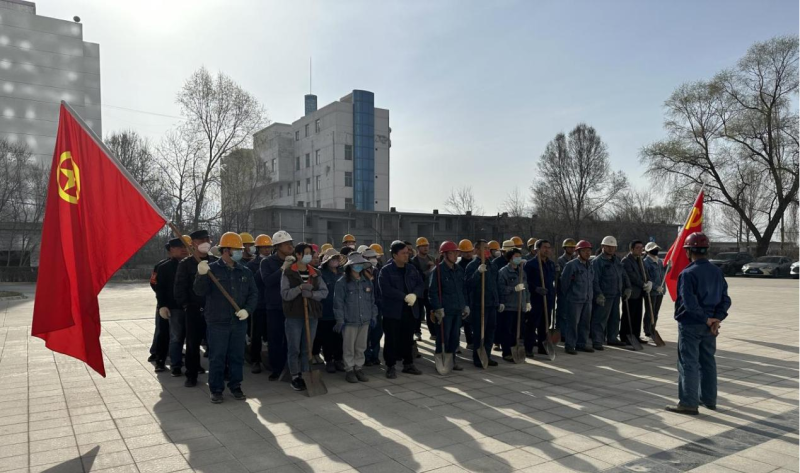 物產(chǎn)工投公司基層黨支部和公司團(tuán)支部聯(lián)合開展&ldquo;共筑家園 正植有你&rdquo;主題黨日、團(tuán)日活動(dòng)