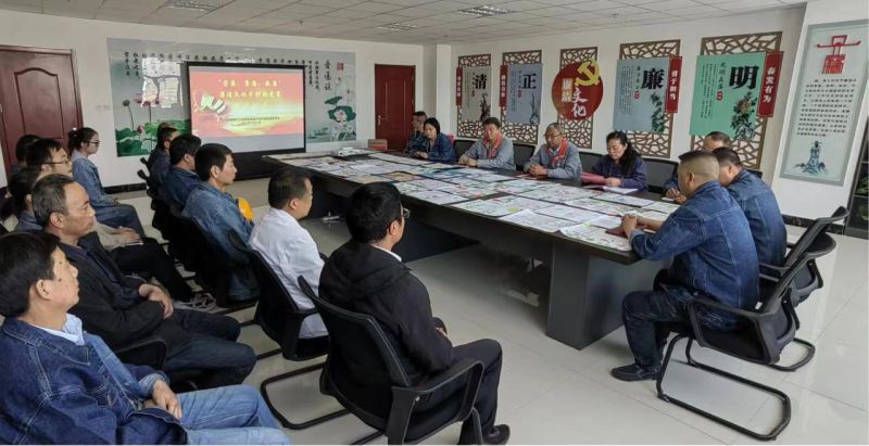 物產(chǎn)工投公司紀委舉辦&ldquo;崇廉、尊廉、敬廉&rdquo; 廉潔文化手抄報評比活動